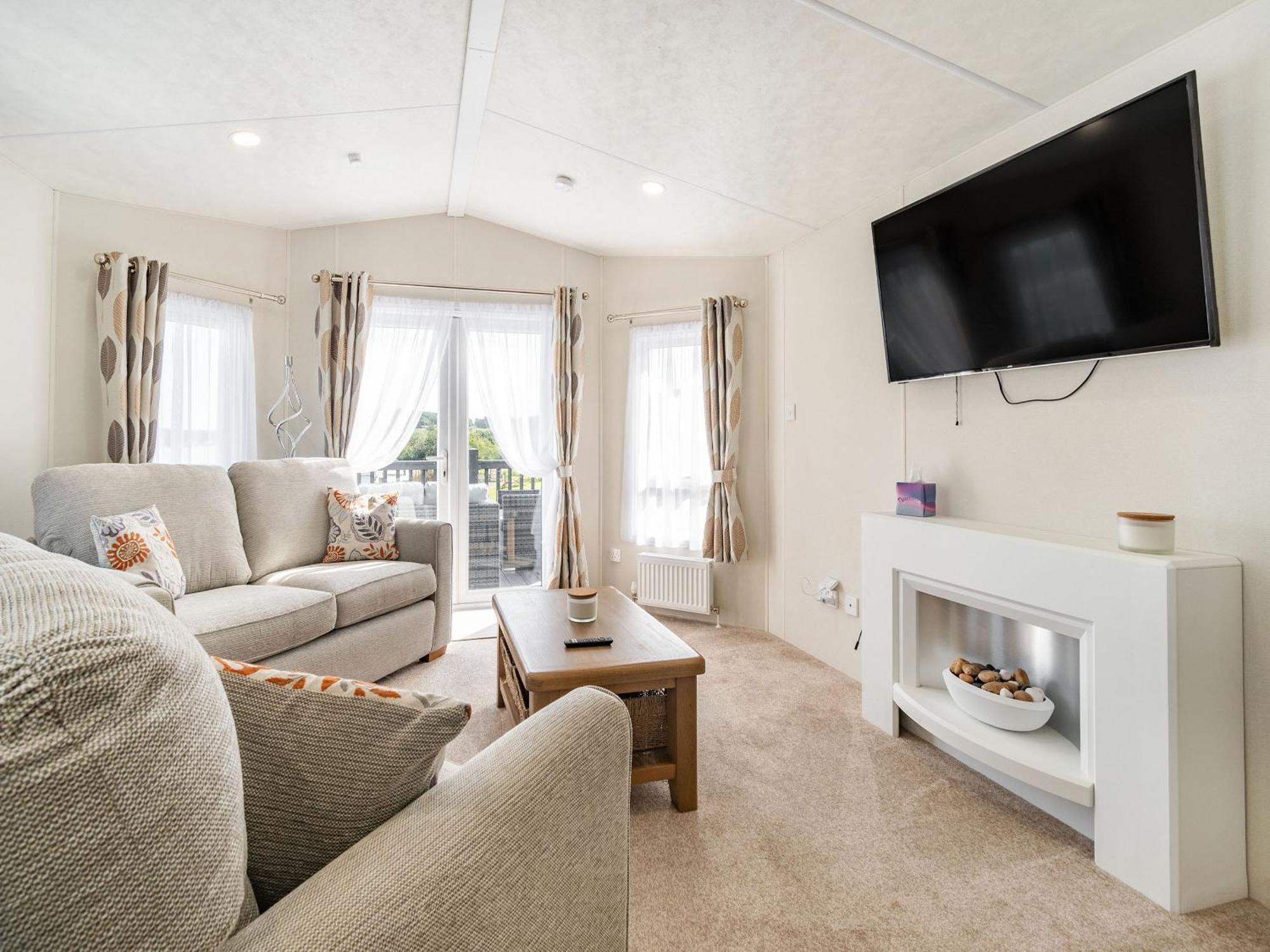 Red Wood Lodge - Uk40849 Скарбъро Екстериор снимка