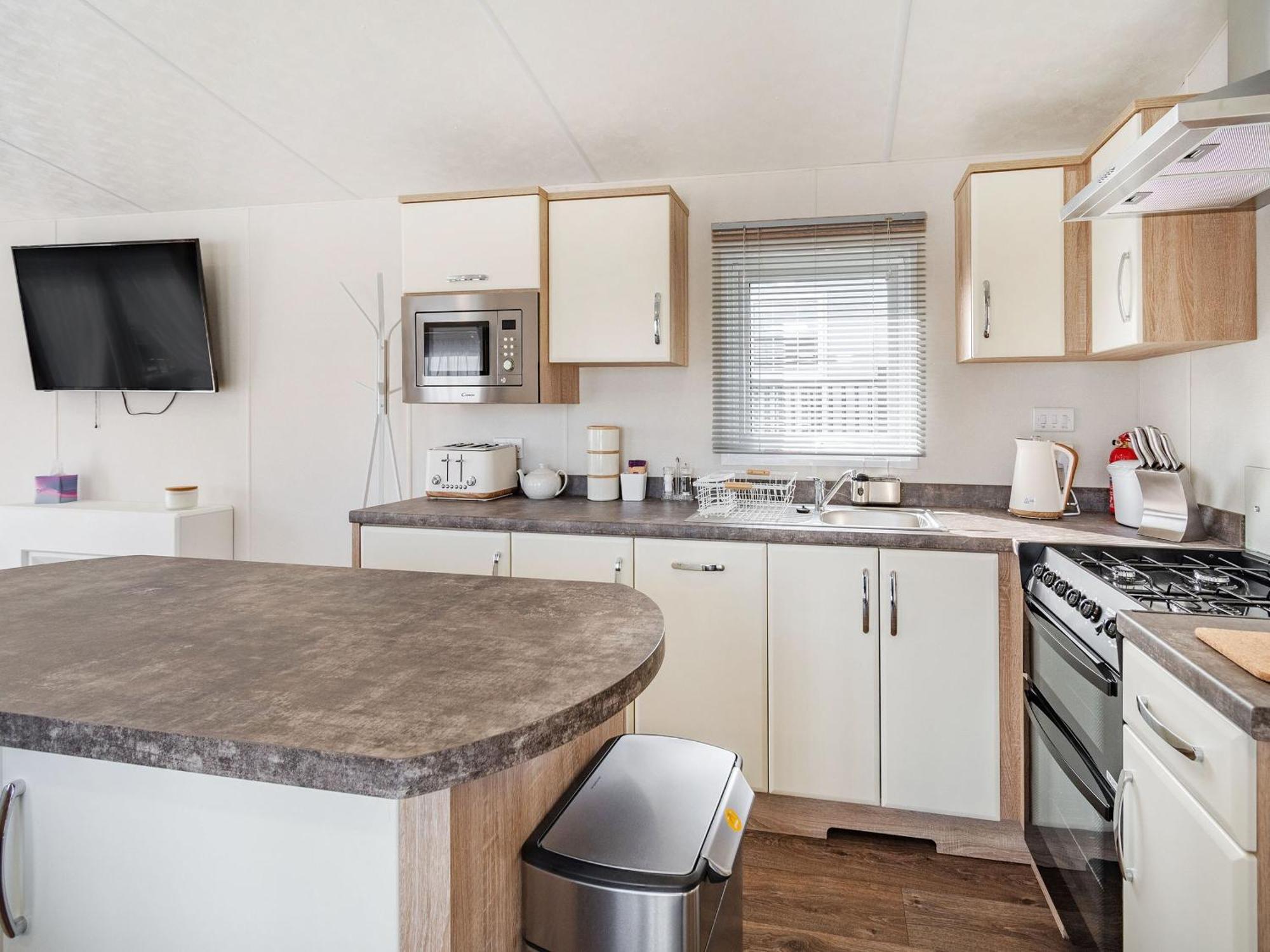 Red Wood Lodge - Uk40849 Скарбъро Екстериор снимка